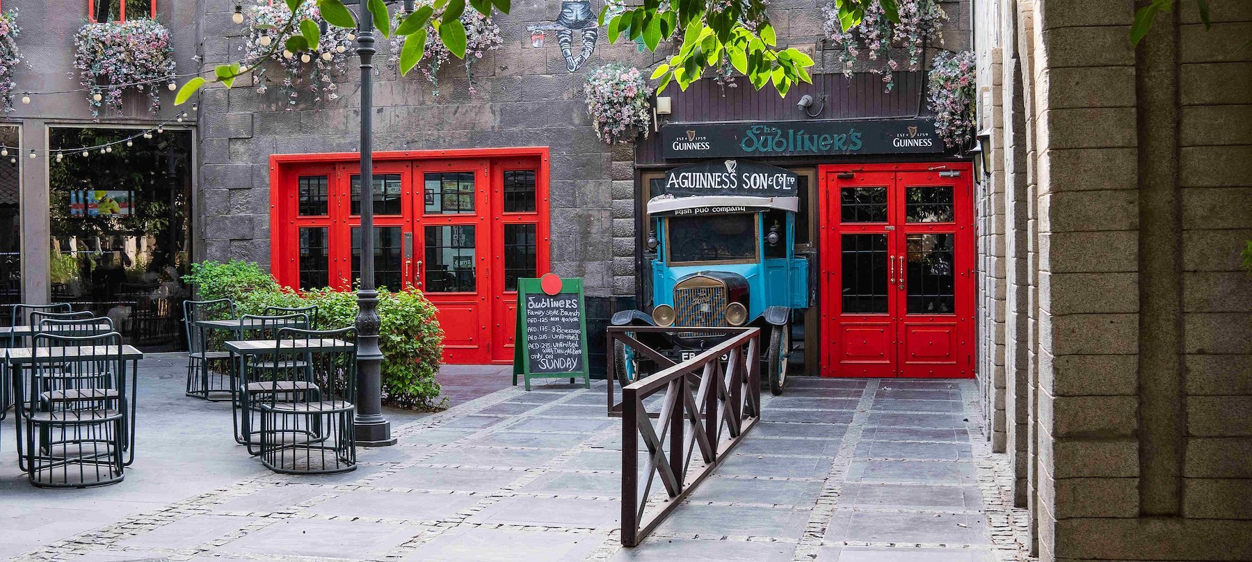 The Dubliners Irish Pub